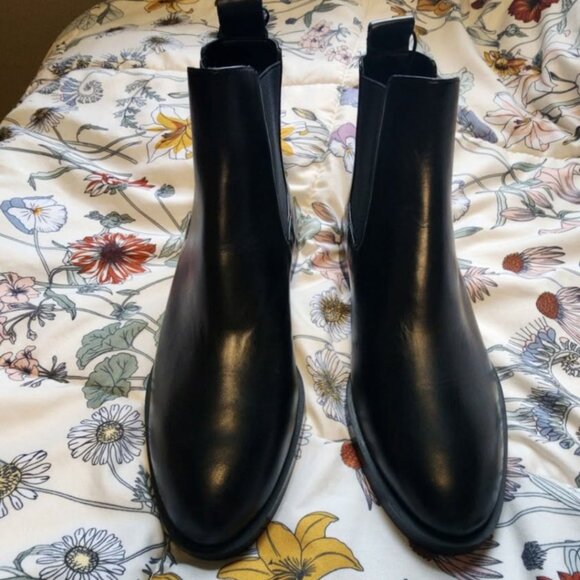 Zara boots - Picture 1 of 4